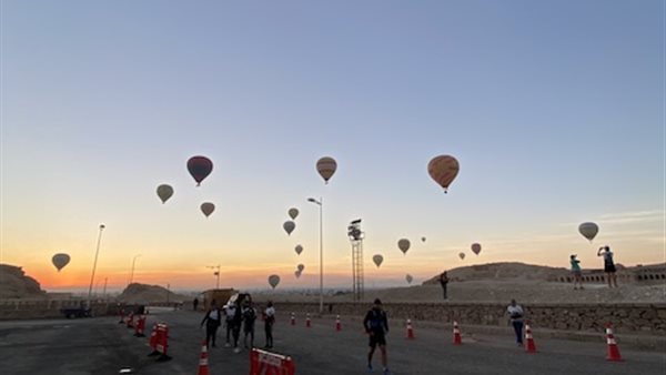 البالون الطائر بالأقصر