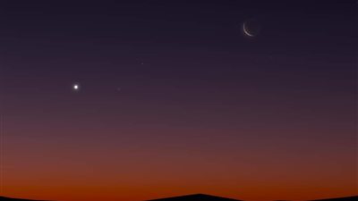 يُري بالعين المجردة.. مثلث سماوي يزين فجر الجمعة 