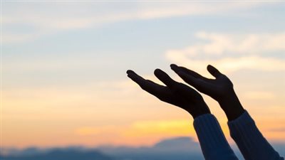 دعاء آخر جمعة من شعبان.. بالصور أجمل أدعية لنفسي وللميت وللمتوفى