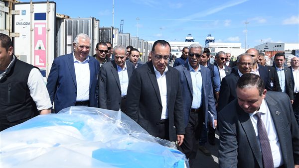 رئيس الوزراء خلال