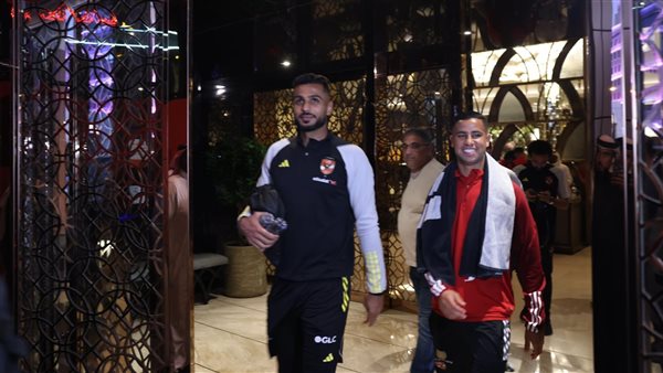 مغادرة لاعبي الأهلي