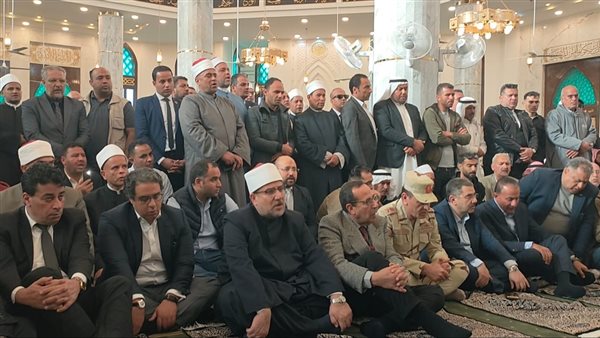 وزير الاوقاف ومحافظ