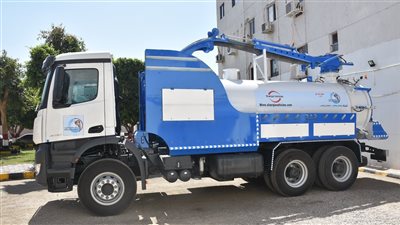 مياه الأقصر تتسلم السيارة الأولى من نوعها بالمحافظة لمواجهة الأزمات والكوارث| صور