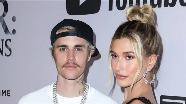  جاستن بيبر وزوجته