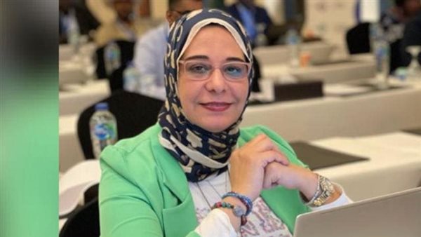 الدكتورة إلهام محمود