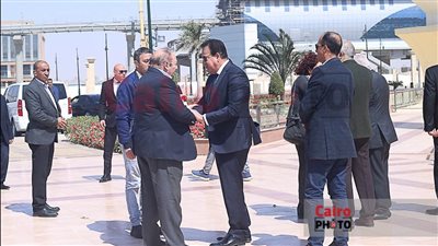 بحضور وزيري التموين والتعليم.. كبار رجال الدولة والإعلاميين في جنازة والد وزير الصحة