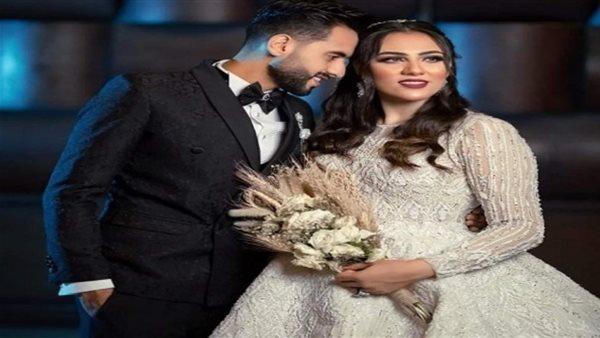 عروس المحلة وزوجها