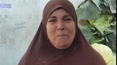 أم ولاء بائعة خضروات بطور سيناء: جوزت عيالي وعلمتهم ونفسي أطلع عمرة| بث مباشر