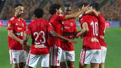 موديست يقود هجوم الأحمر.. التشكيل الرسمي لمباراة الأهلي والبنك 