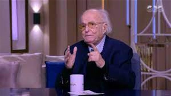 الدكتور حمدي السيد