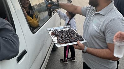 شباب المعادي: كنا بنوزع جمبري وكبدة وسجق.. ودلوقتي بنقدم سوشي ودوناتس