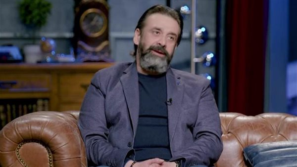 كريم عبد العزيز