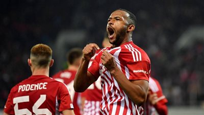 ريمونتادا تاريخية بأقدام عربية.. كيف خطف أولمبياكوس تأهلًا قاتلًا من مكابي تل أبيب بدوري المؤتمر الأوروبي؟