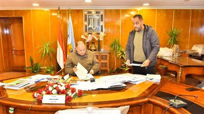 محافظ أسيوط يتابع جهود إنهاء إجراءات توفيق أوضاع الكنائس والمباني الخدمية التابعة لها