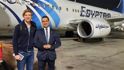  الفنان العالمي دومينال جليسون يصل القاهرة لتصوير فيلمه الجديد في الأهرامات