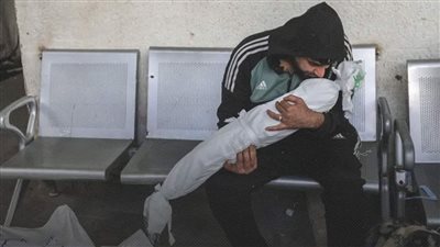 متحدث باسم الدفاع المدني بغزة: هناك 8 آلاف جثة تحت الأنقاض.. وأهالي المفقودين: ضياعهم أصعب من قتلهم 