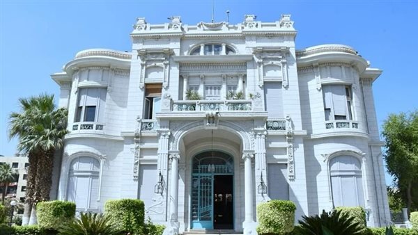 جامعة عين شمس 