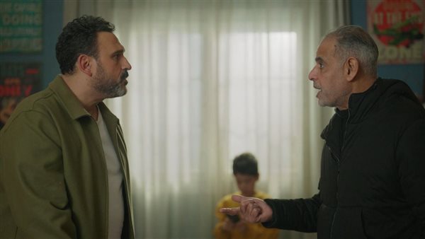 محمود البزاوي وأكرم