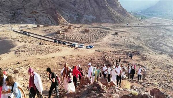 تسلق جبل موسى 