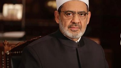 شيخ الأزهر: طغيان المادة والمذهب الحسي على بعض العلماء والأدباء ساقهم إلى الانحراف والإلحاد