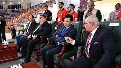 وزير الرياضة يشهد منافسات بطولة إفريقيا للمصارعة بالصالة المغطاة في برج العرب