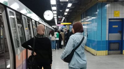 عطل فني في حركة المترو بمحطة الدقي