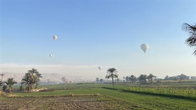 سوء الأحوال الجوية يوقف حركة البالون الطائر اليوم بالأقصر 