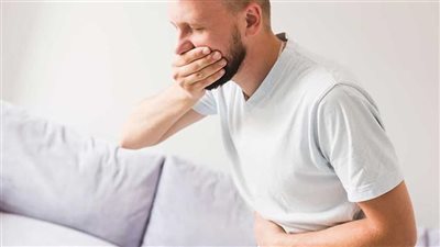 ما حكم بلع الريق للصائم؟.. مفتي الجمهورية السابق يجيب