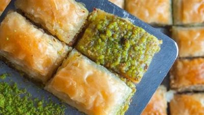 طريقة عمل البقلاوة منال العالم.. الأصل التركي 