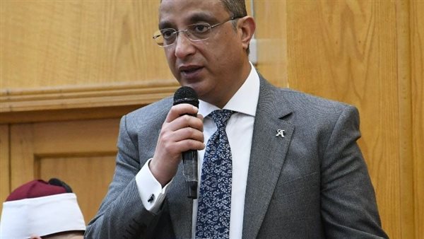 بإجمالي تكلفة 225