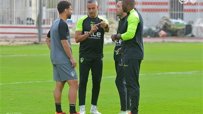جوميز يوزع الأدوار على مساعديه في الزمالك خلال التوقف الدولي