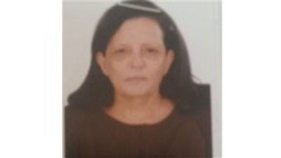 رحلة كفاح الأم المثالية بالقاهرة.. أرملة من 15 سنة وربت دكتورين وفاقدة للسمع 