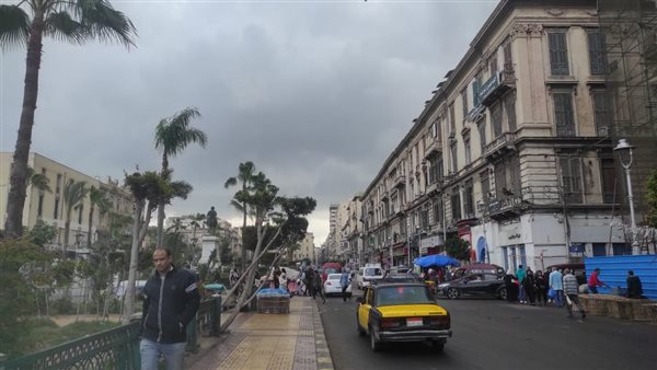 سقوط أمطار على الإسكندرية