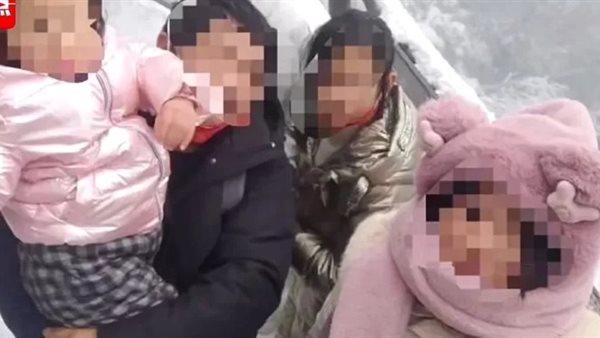 الأطفال الثلاثة