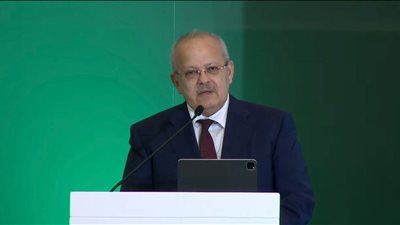 رئيس جامعة القاهرة: الرذيلة الحقيقية هي عدم احترام الرأي الآخر وادعاء كل فصيل امتلاك الحقيقة وتكفير الآخر