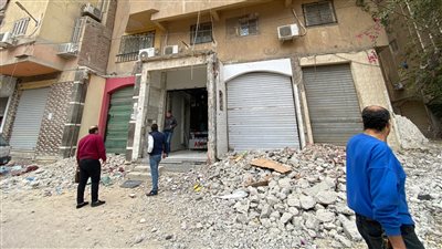 انهيار بحمامات ومطابخ عقار في كامب شيزار بالإسكندرية.. وجهات التحقيق تصدر قراراتها