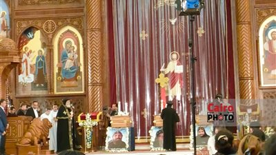 برئاسة البابا تواضروس.. بدء صلاة الجناز على أرواح الرهبان الثلاثة شهداء جنوب إفريقيا | صور