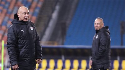 حسام حسن يستبعد مهاجم المنتخب من الحسابات أمام بوركينا وغينيا بتصفيات كأس العالم