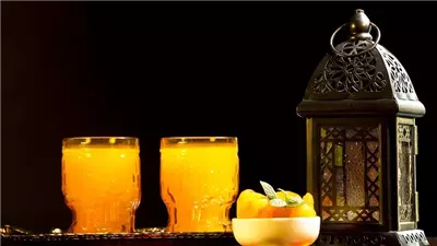 جربيه بالموز والزبادي.. كيفية عمل عصير قمر الدين بنكهات جديدة