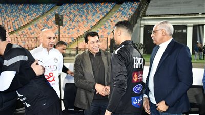 وزير الرياضة يشهد مران المنتخب استعدادا لبطولة كأس عاصمة مصر الودية