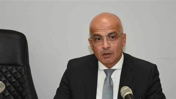 رئيس جامعة عين شمس