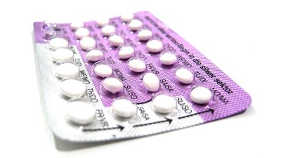 استخدام حبوب منع الحمل لفترة طويلة قد يزيد من خطر الإصابة بأورام المخ |دراسة