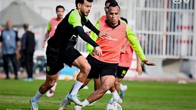 جوميز يشيد بدونجا وتقسيمة قوية في نهاية المران