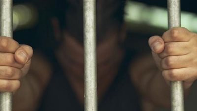 تأجيل محاكمة 10 متهمين بتزوير محررات رسمية بالقليوبية 