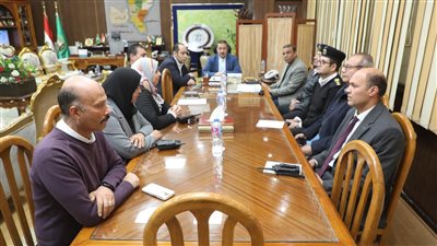 محافظ المنوفية: إجراءات حاسمة لمنع التلاعب في تعريفة الركوب بعد زيادة أسعار الوقود