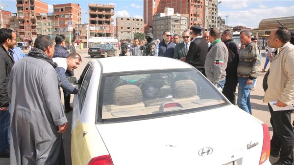 محافظ كفر الشيخ يستوقف