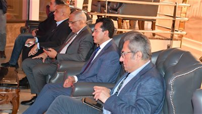 وزير الرياضة يشهد مباراة مصر ونيوزيلندا في افتتاح كأس عاصمة مصر الودية الدولية