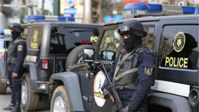 جاره خلص عليه بالطريق العام.. مقتل شاب طعنا إثر مشاجرة في قنا