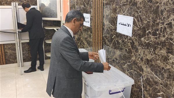 إقبال على انتخابات