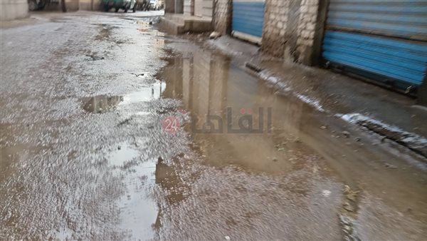 تراكم الأمطار بشوارع